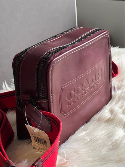 Club De Mode Coach Charter Crossbody 24 With Coach Badge