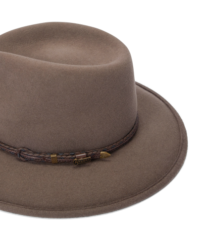 Akubra traveller hat
