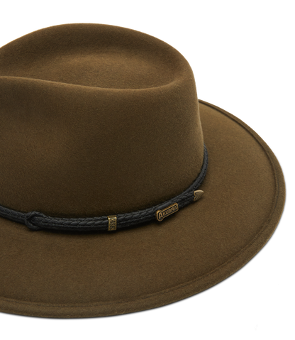 Akubra traveller hat