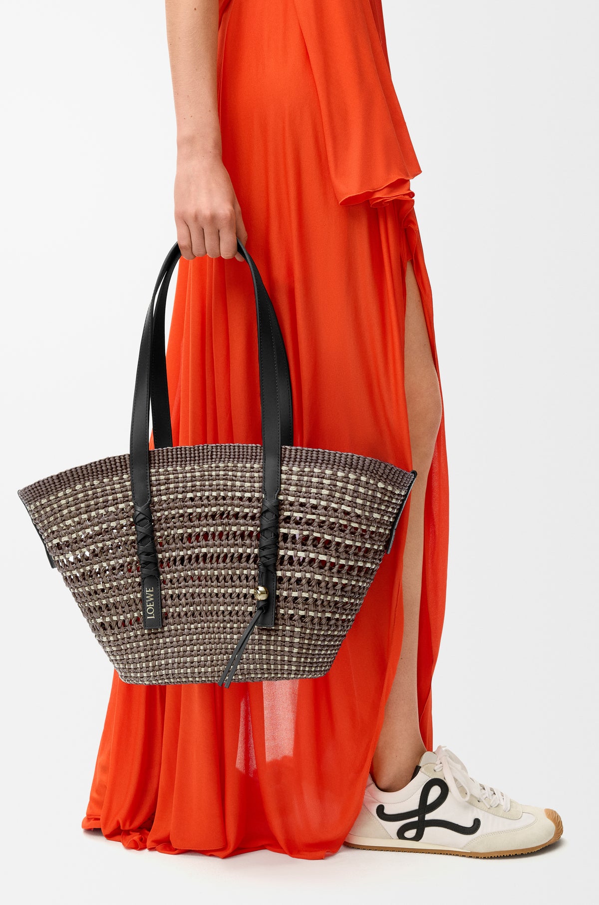 Loewe Medium Braid basket in iraca palm and calfskin
