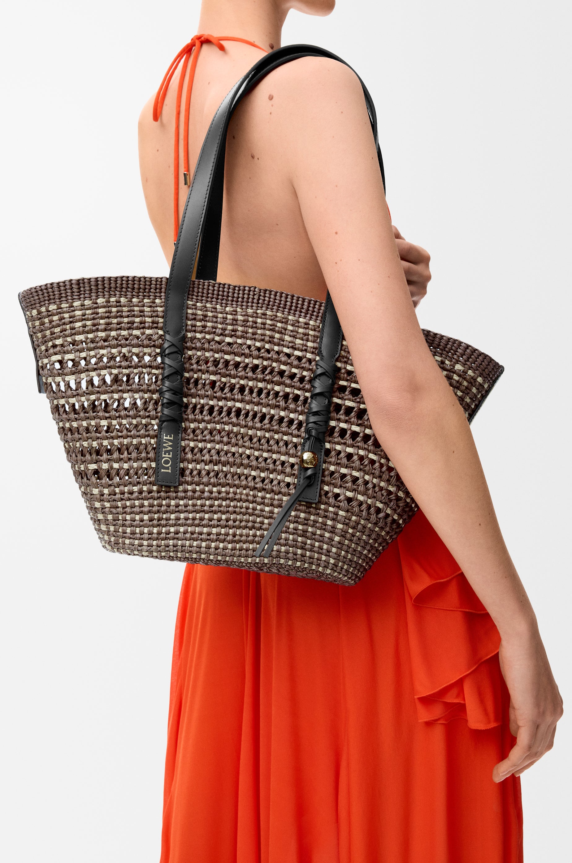 Loewe Medium Braid basket in iraca palm and calfskin