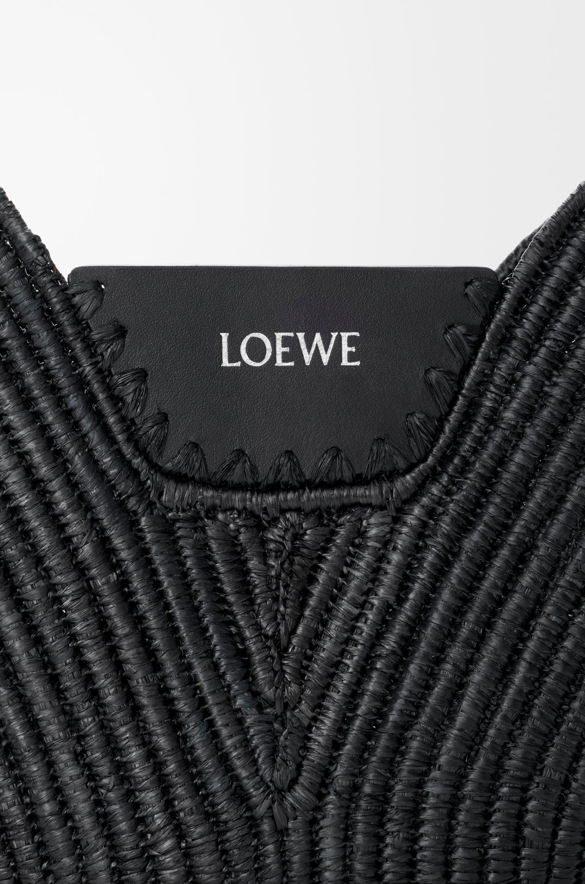 Loewe Medium Loewe Swing bag in raffia and calfskin