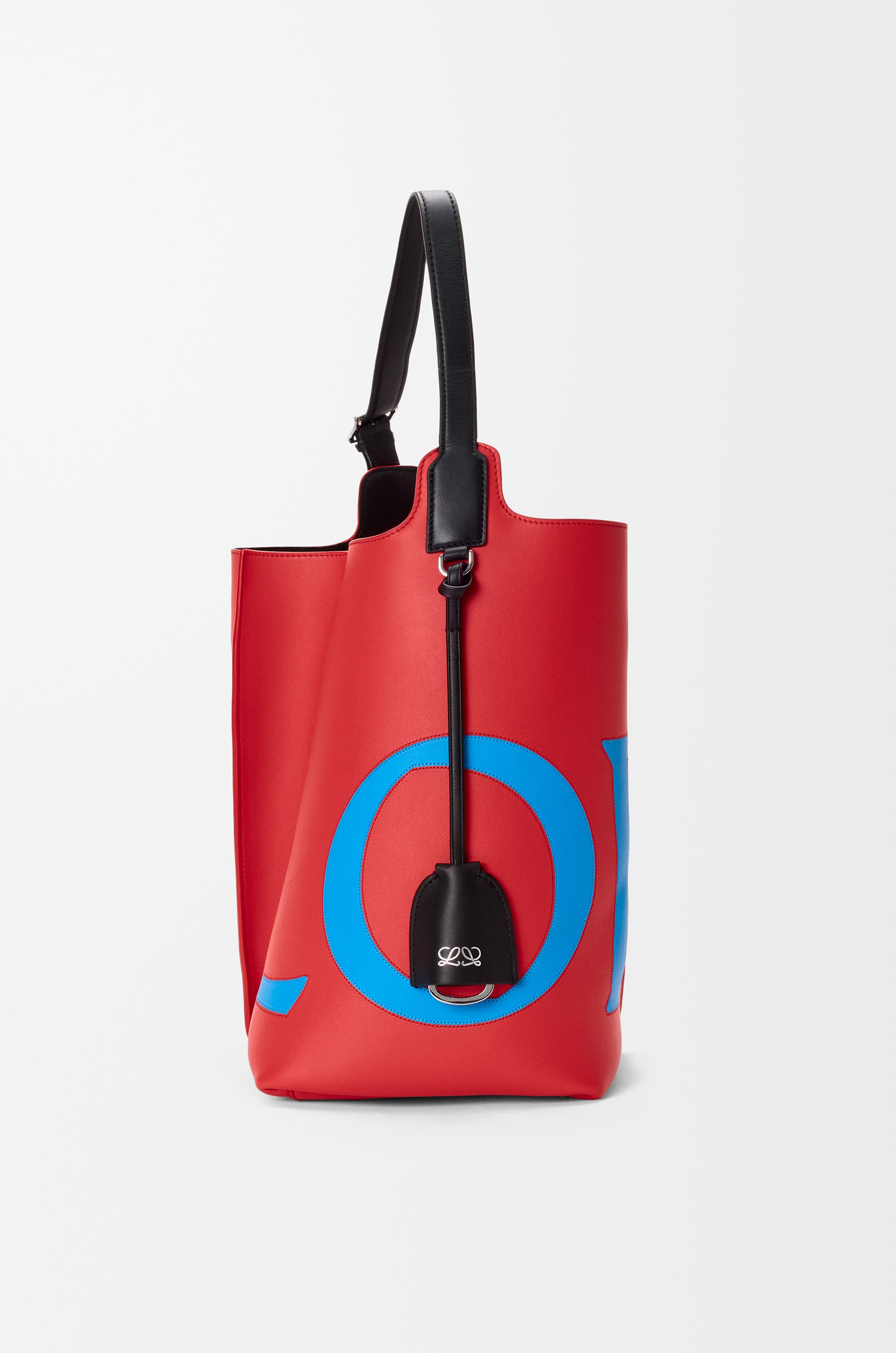 Loewe Large Bilbao bucket Oversized Logo in smooth calfskin