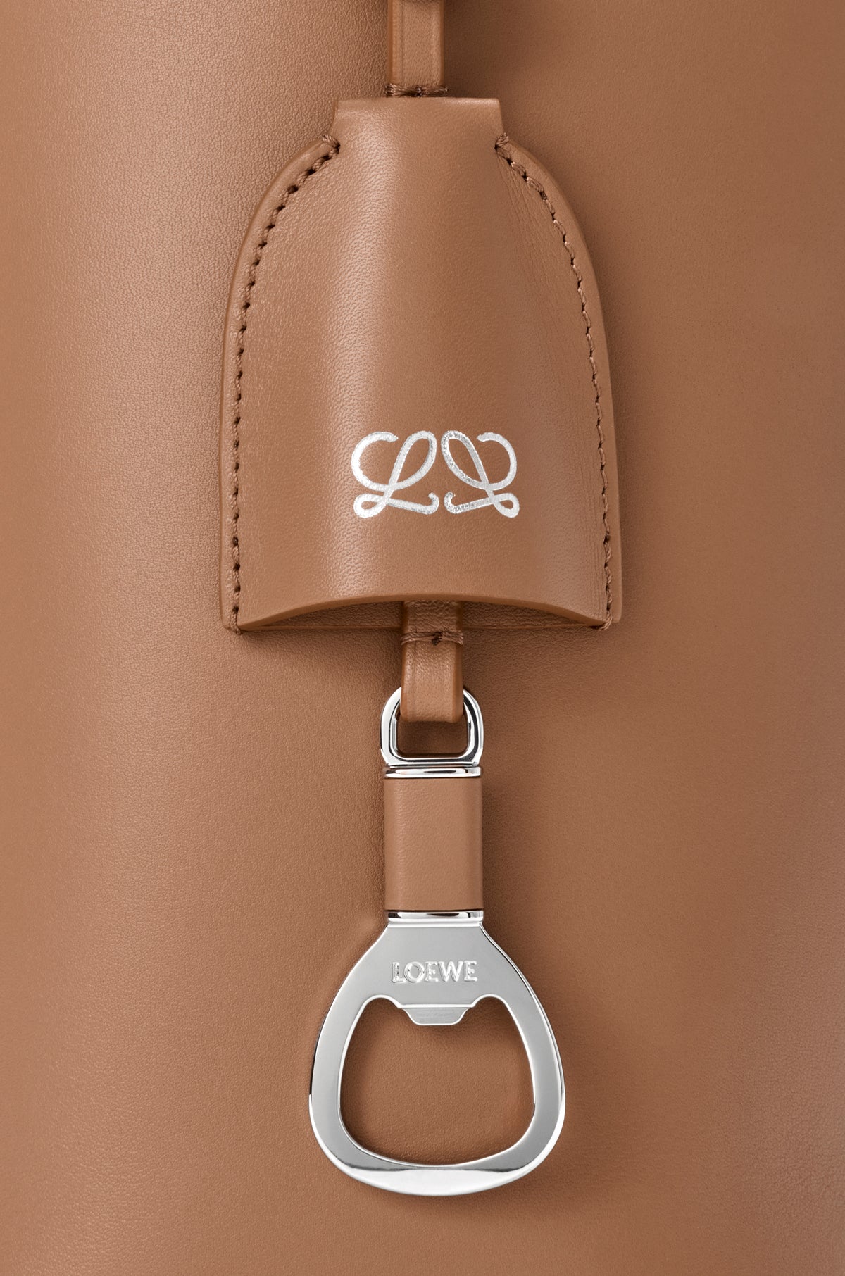 Loewe Medium Bilbao bucket in smooth calfskin