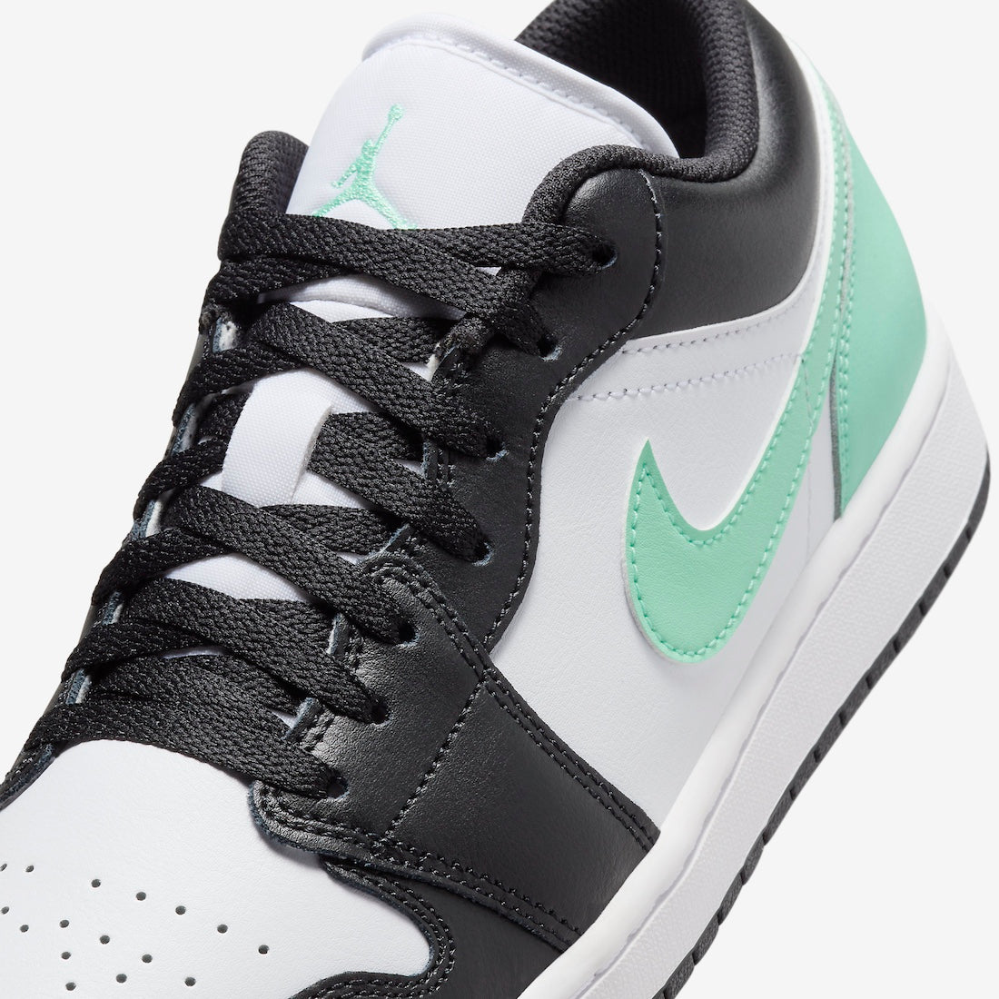 靴 Nike Air Jordan 1 Low \"Green Glow\" Jordan 1 Low Green Glow - Review & On Feet + Lace Swap - YouTube