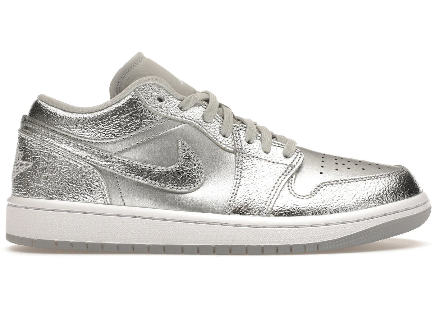 Jordan 1 Low Se Metallic Silver (Women'S)