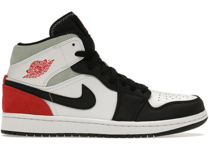 Air Jordan 1 Mid SE Union Black Toe, side profile