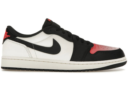 Jordan 1 Retro Low OG PSG Paris Saint-Germain, front