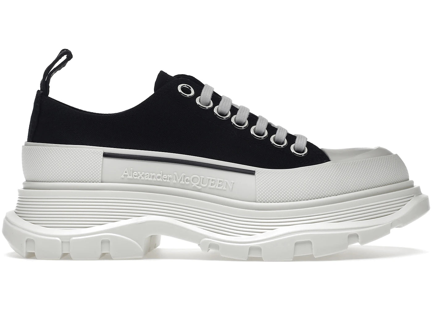 Alexander Mcqueen Tread Slick Low Lace Up Black White (Women'S)