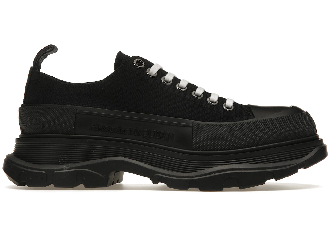 alexander mcqueen tread slick low lace up triple black