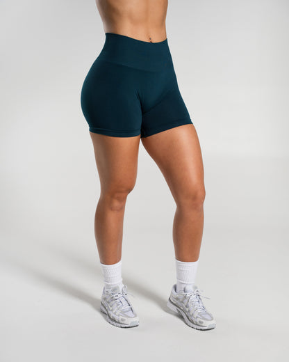 Alphalete Women's Amplify Mid Rise Short
