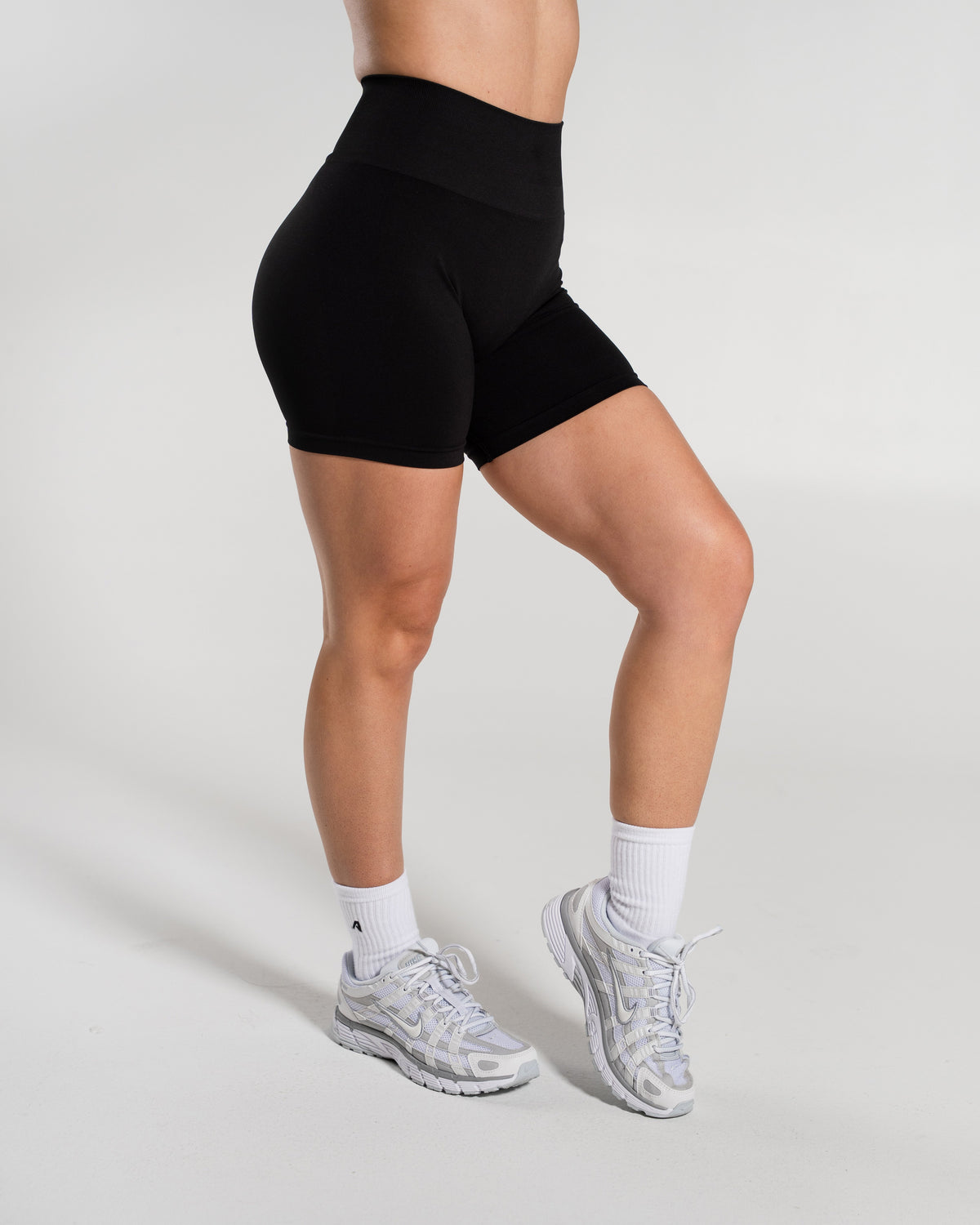 Alphalete Women's Amplify Ultra-High Rise Short