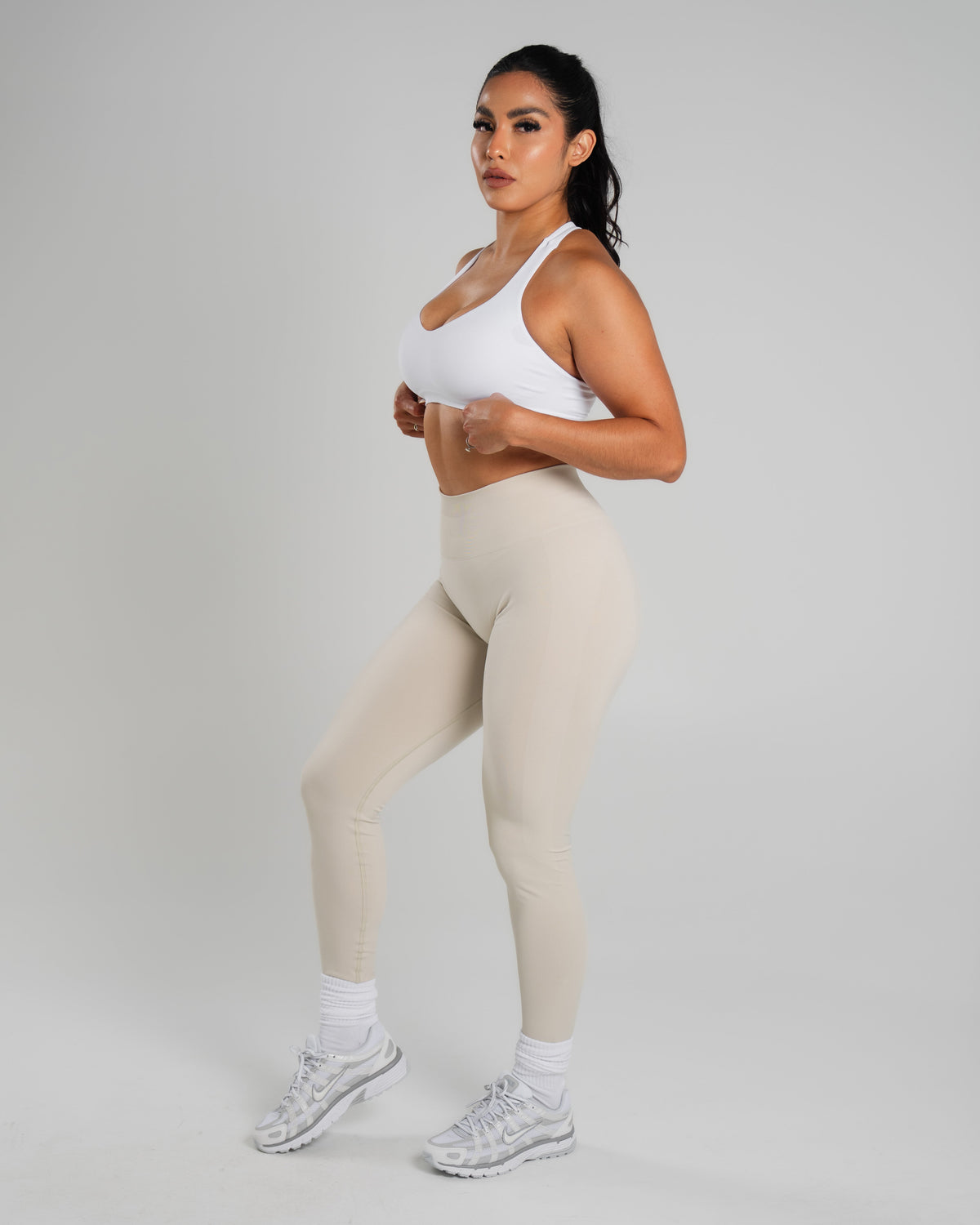 Alphalete Women's Amplify Mid Rise Legging