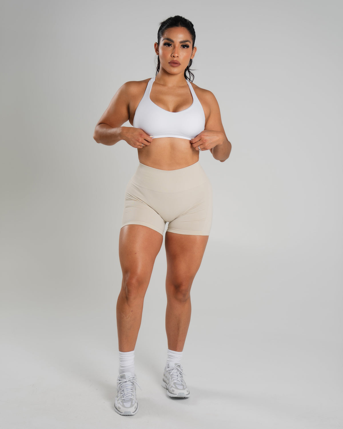 Alphalete Women's Amplify Mid Rise Short