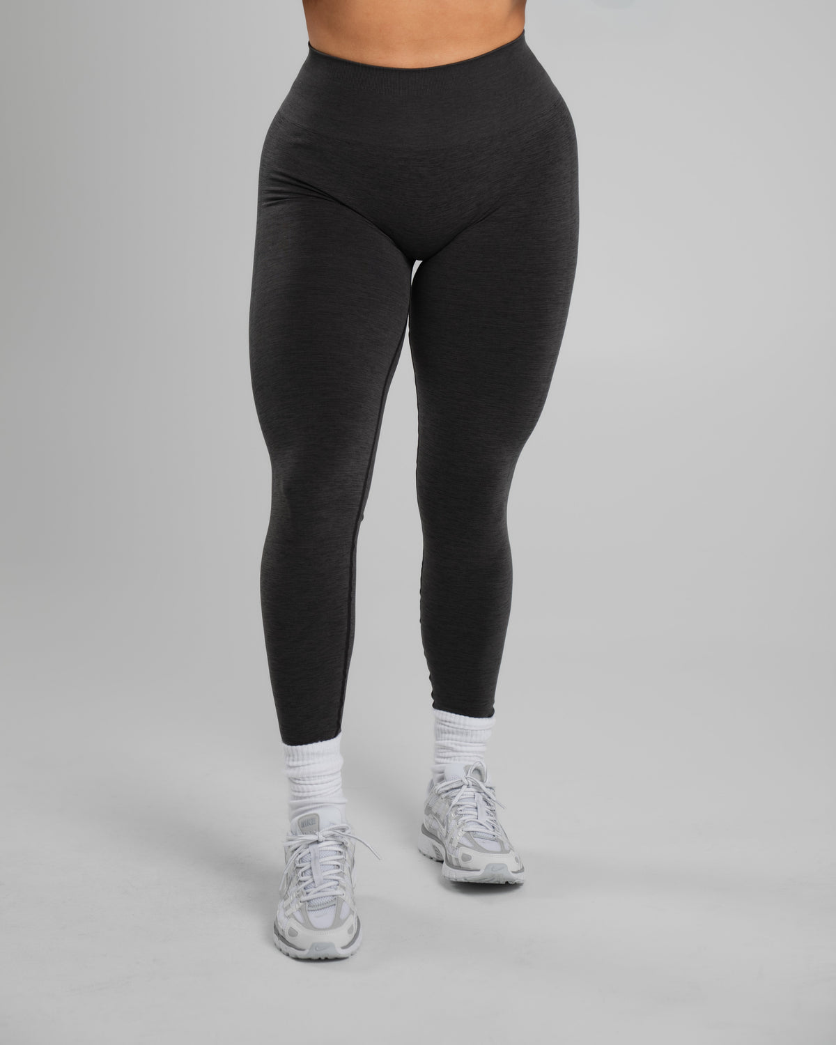 Alphalete Women's Amplify Mid Rise Legging