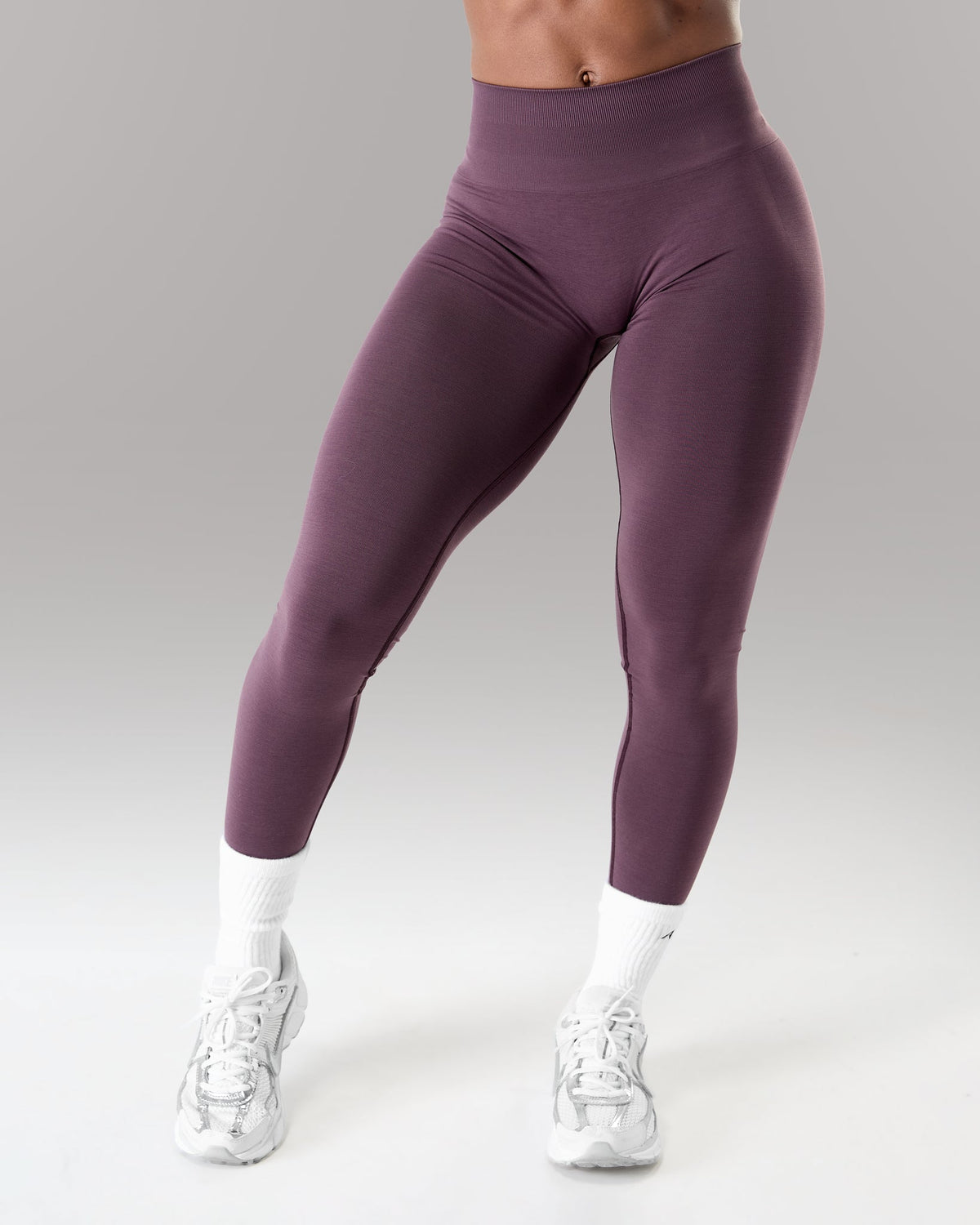 Alphalete Women's Amplify Mid Rise Legging