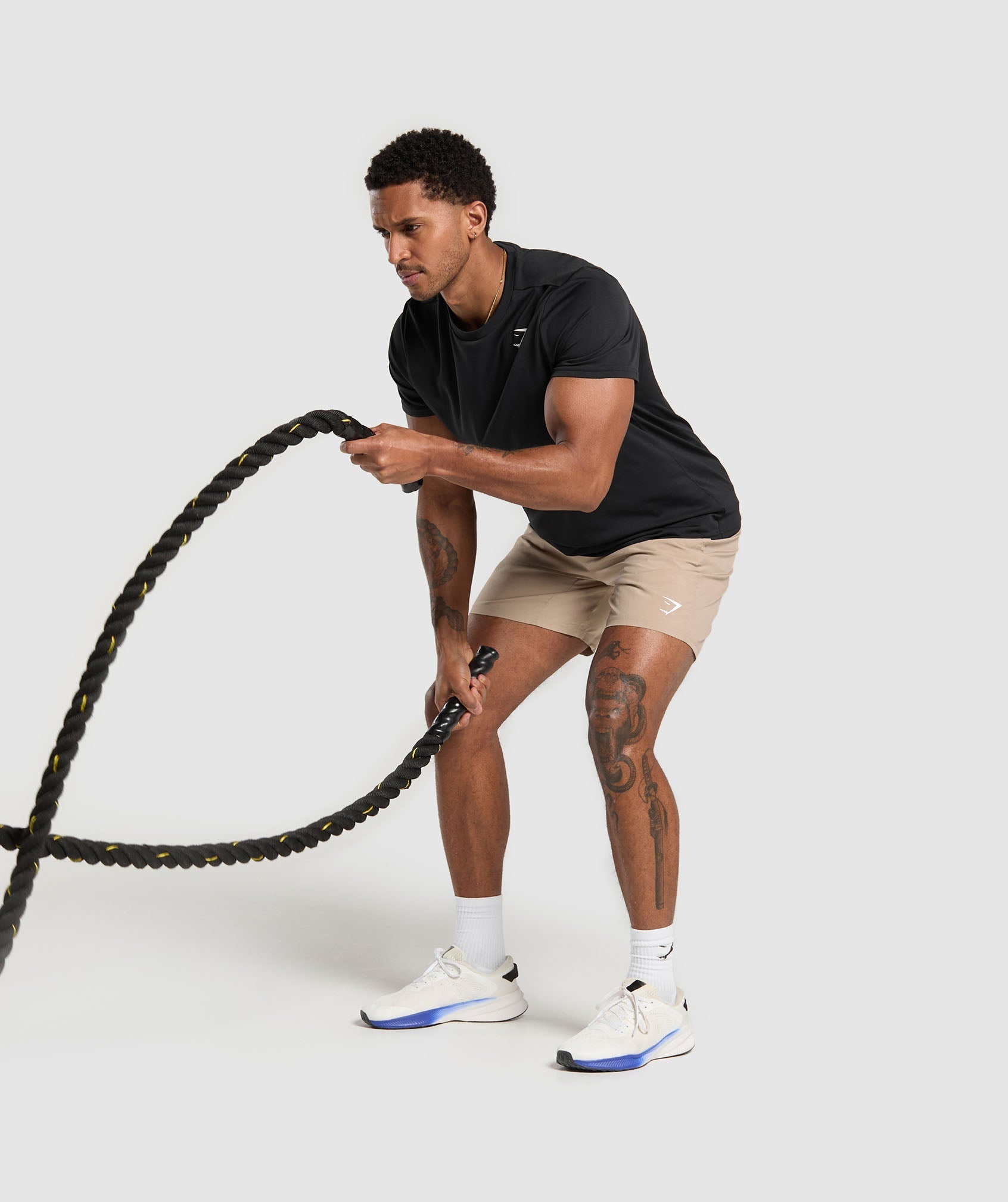 Gymshark Arrival 7" Shorts Cement Brown