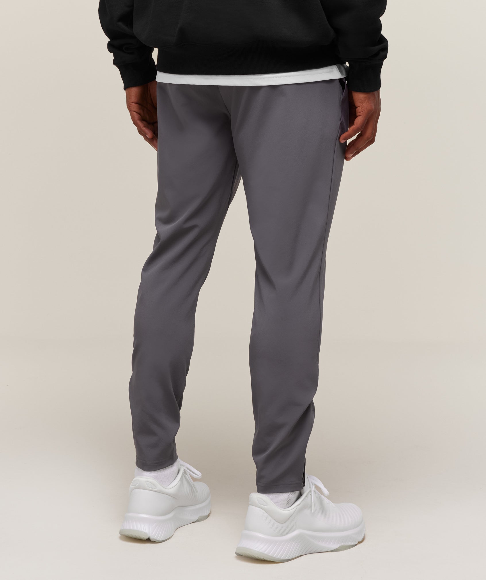 Gymshark Arrival Woven Joggers Silhouette Grey