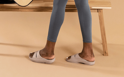 Oofos Women's Slide Nomad