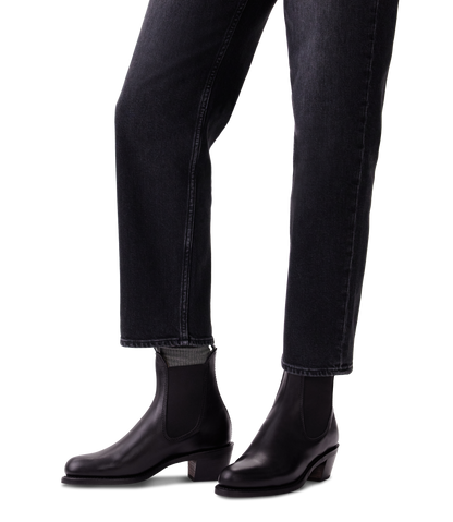 Rosebery boot black pull-up leather