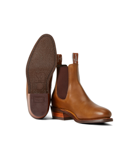 Lady Yearling boot caramel pull-up leather
