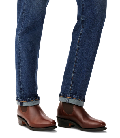 Lady Yearling boot mid brown pull-up leather