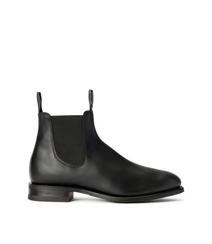 Turnout boot black yearling leather