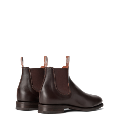 Turnout boot chestnut yearling leather