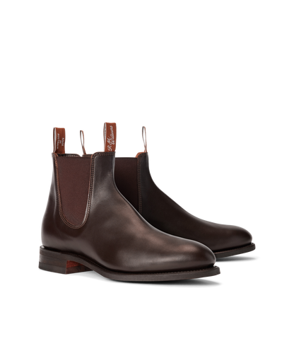 Turnout boot chestnut yearling leather