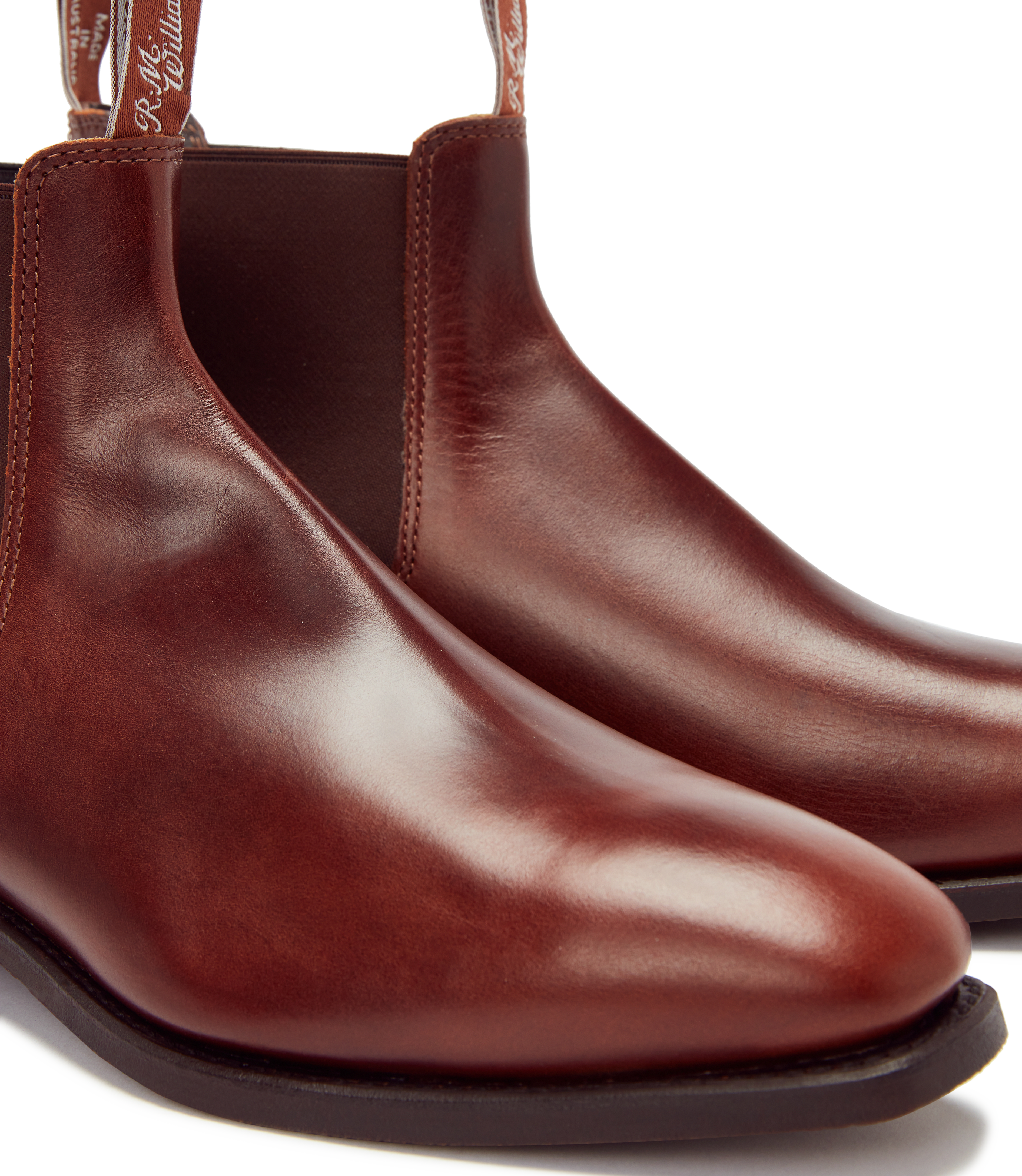 Craftsman boot mid brown pull-up leather