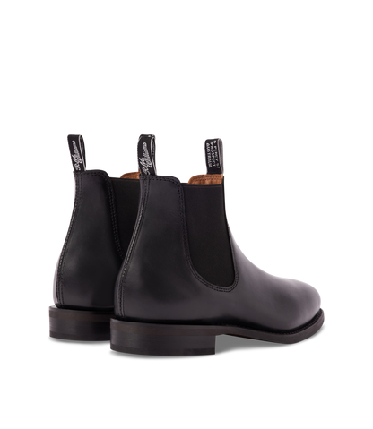 Moriarty boot ebony pull-up leather