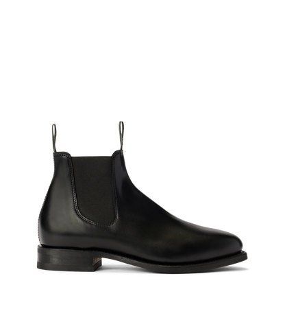 Macquarie boot black pull-up leather