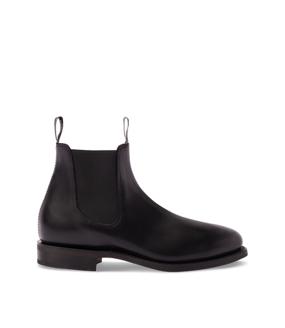 Moriarty boot ebony pull-up leather