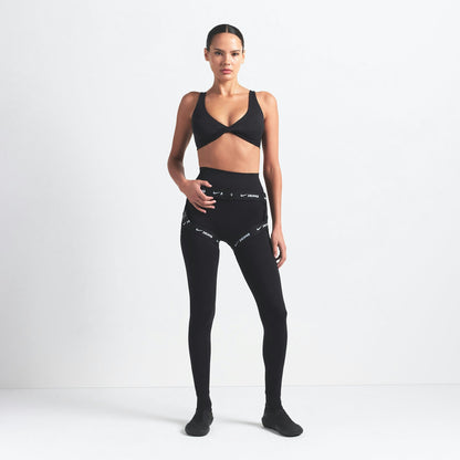 Skims Nikeskims Matte Twist-Front Bra Obsidian