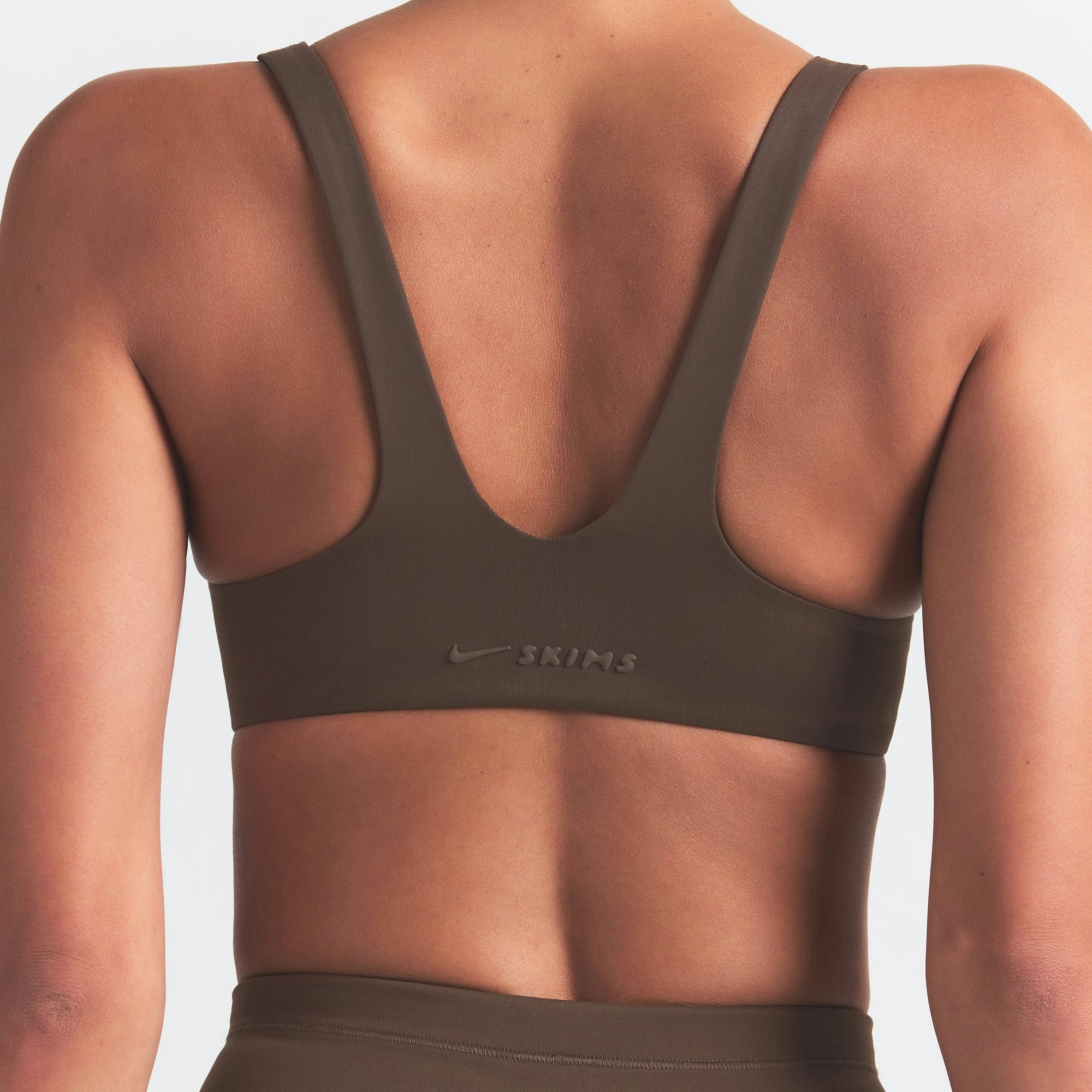 Skims Nikeskims Matte Shaping Scoop Bra Dark Sepia