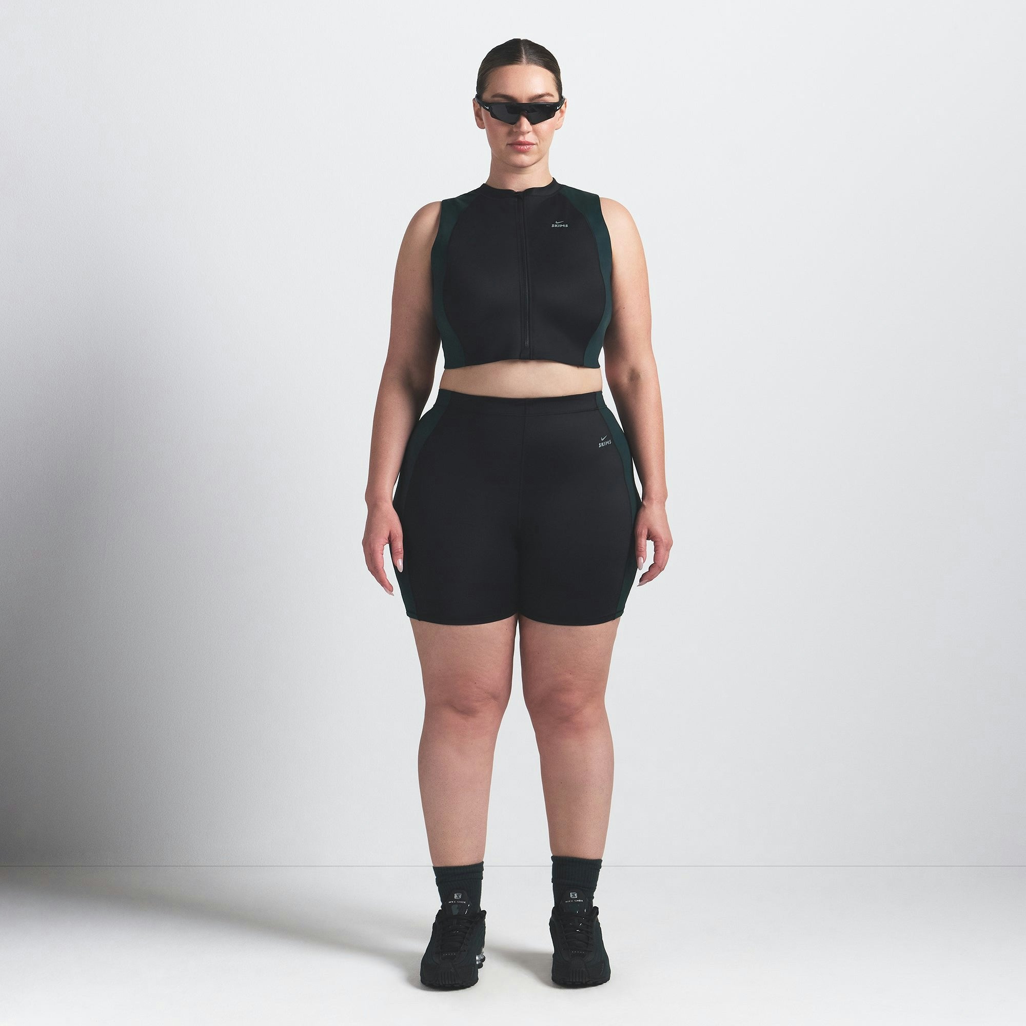 Skims Nikeskims Shine Front Zip Bra Obsidian And Dark Teal