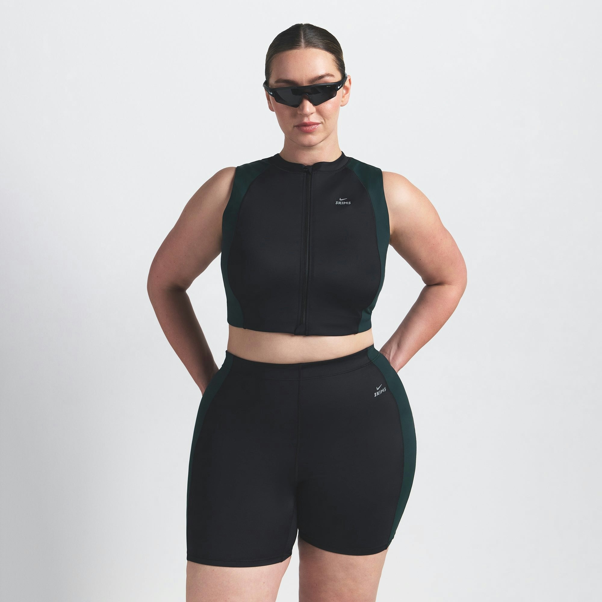 Skims Nikeskims Shine Front Zip Bra Obsidian And Dark Teal