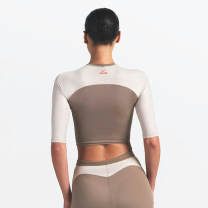 Skims Nikeskims Shine Padded Half Sleeve Crop Top Truffle And Stone