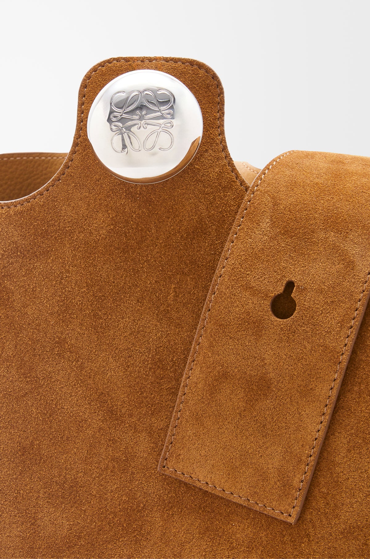 Loewe Large Pebble bucket bag in suede calfskin