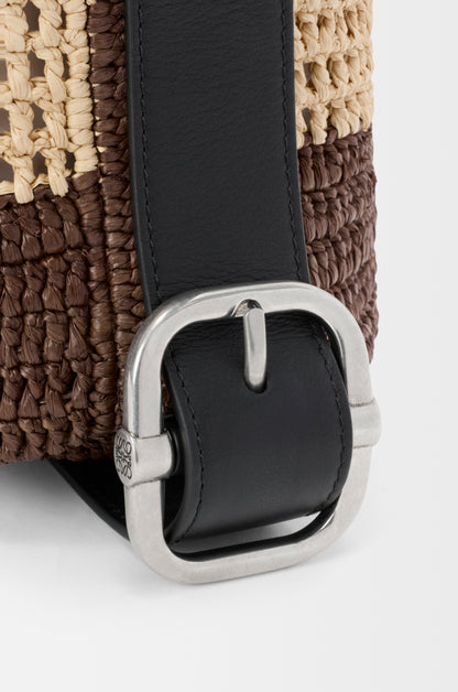 Loewe Loop bucket in raffia