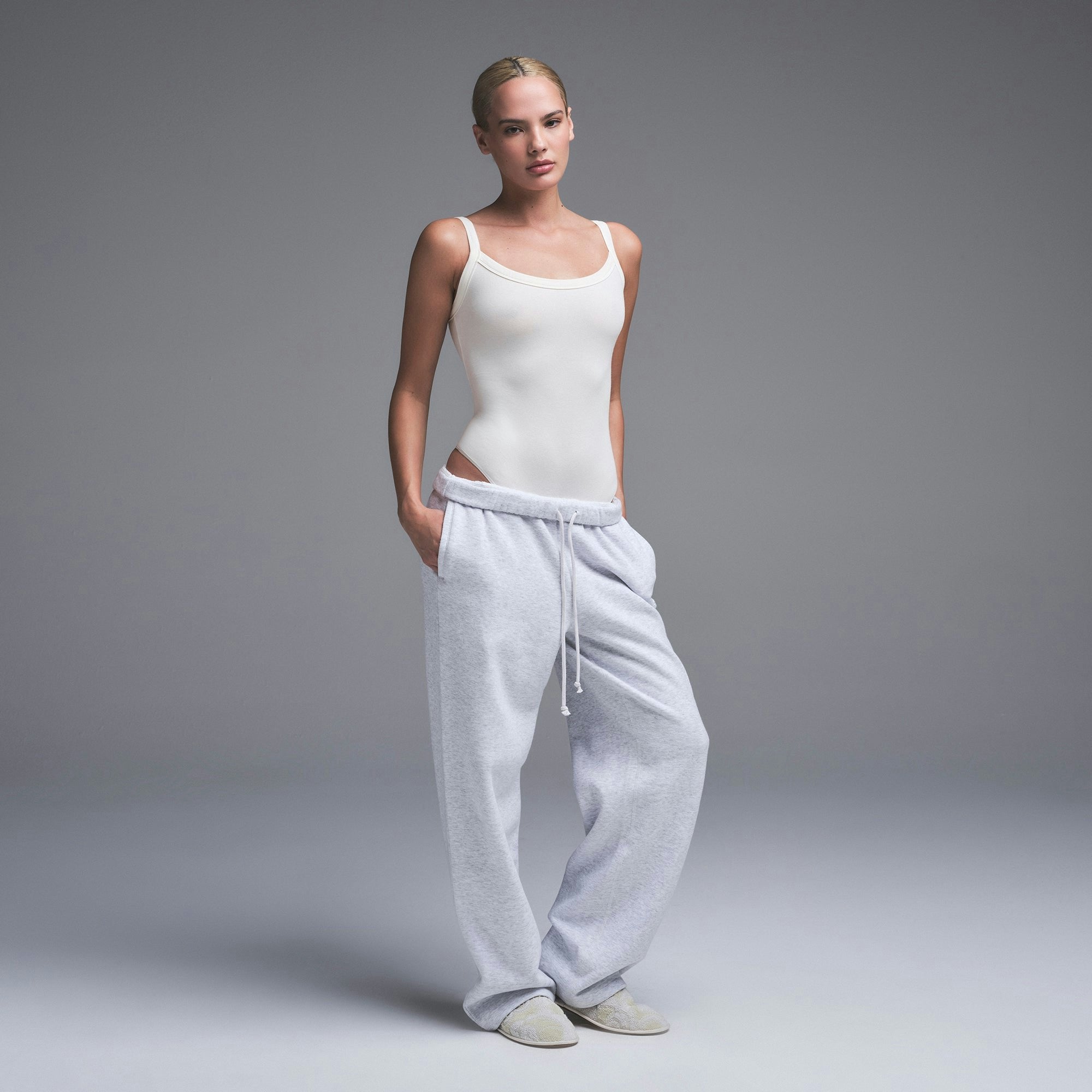 COTTON JERSEY SCOOP NECK BODYSUIT