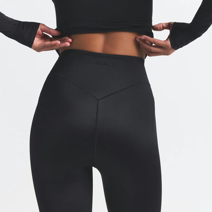 Skims Nikeskims Shine Bonded Waist 26" Legging Obsidian