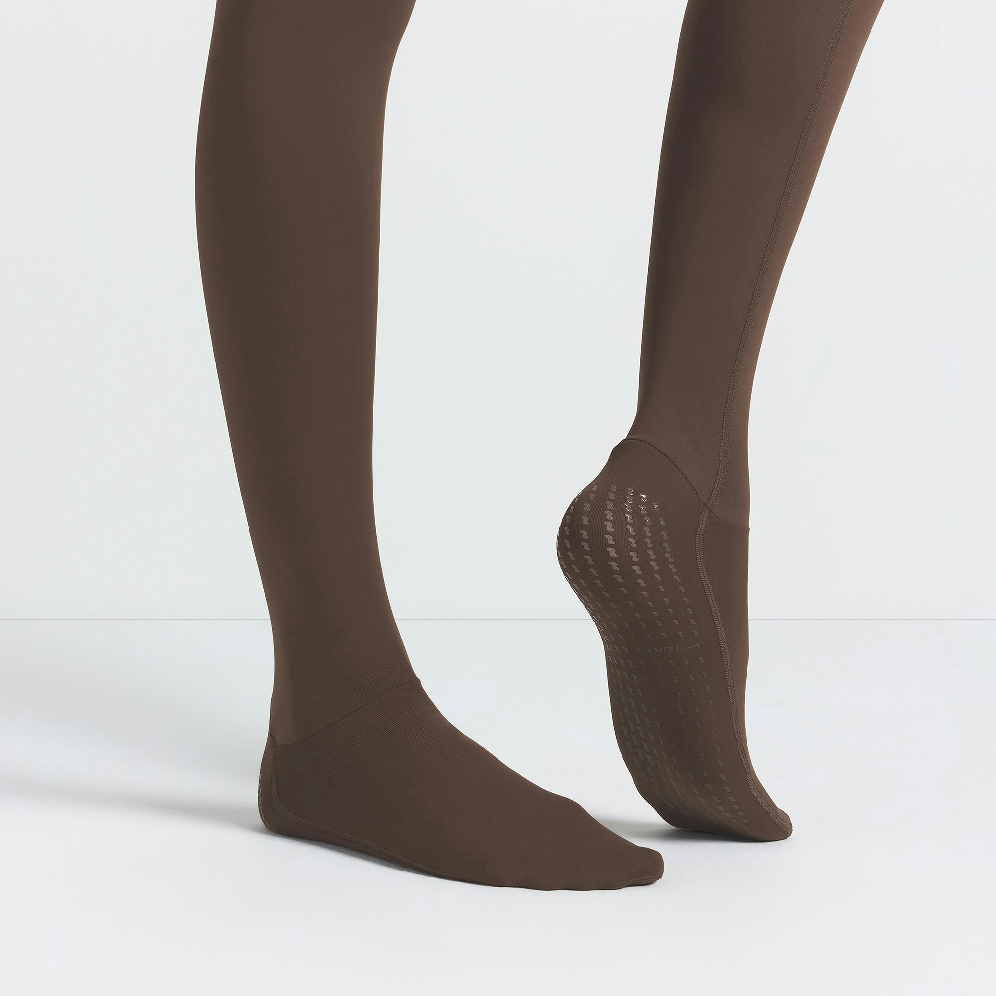 Skims Nikeskims Matte Footsie Grip Legging Dark Sepia