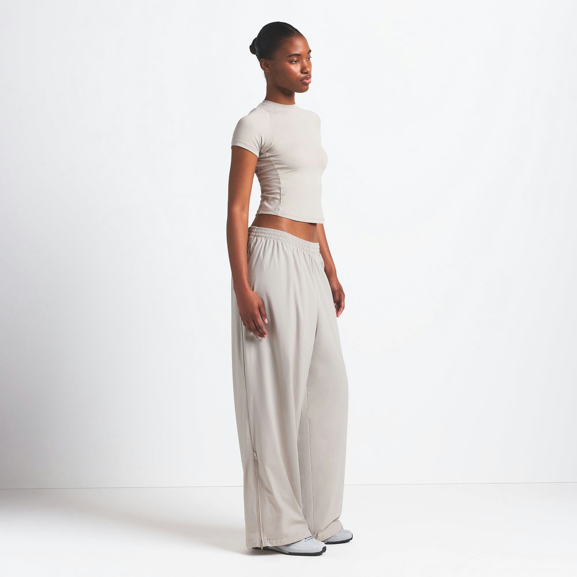 Skims Nikeskims Woven Nylon Oversized Track Pant Stone