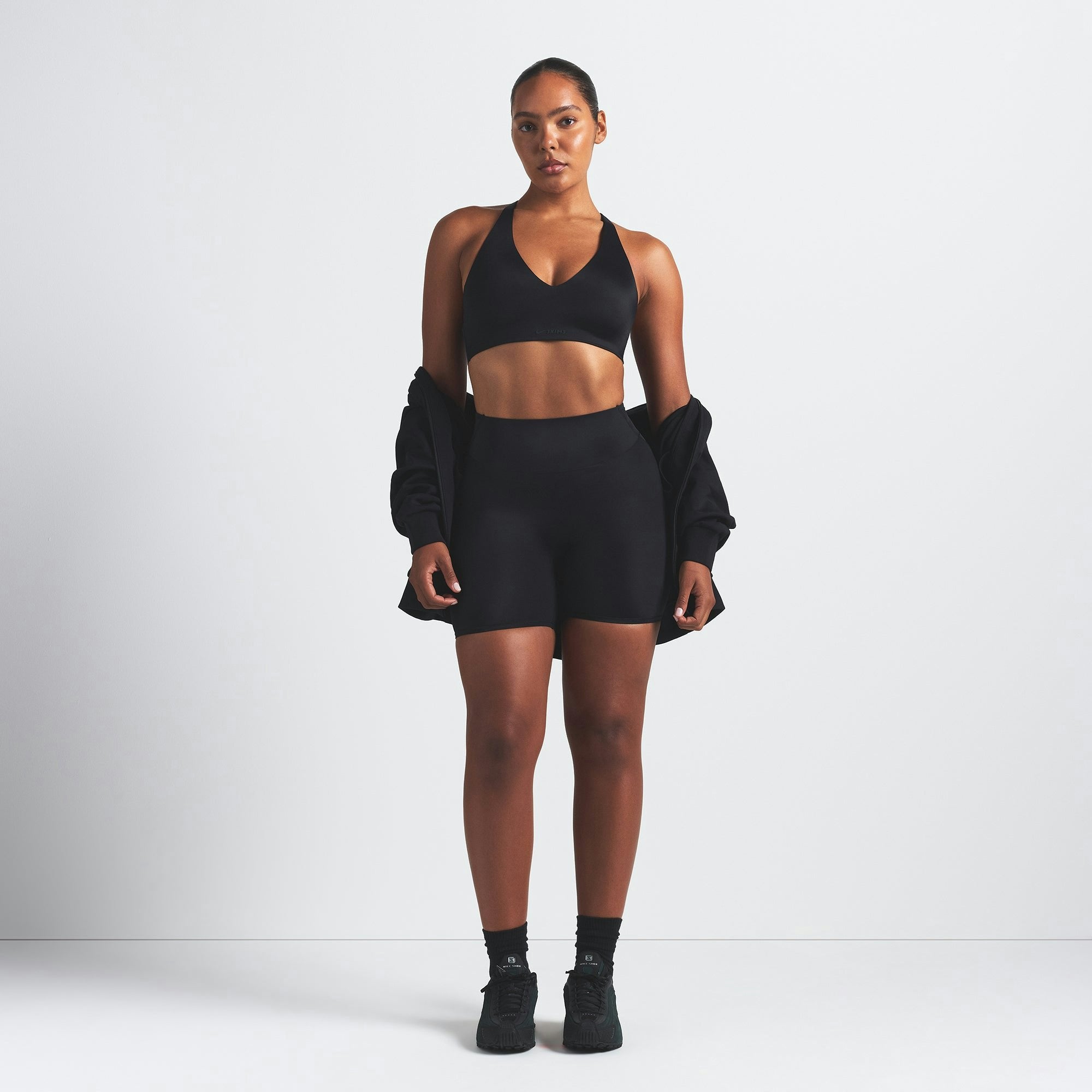 Skims Nikeskims Shine V-Neck Bra Obsidian