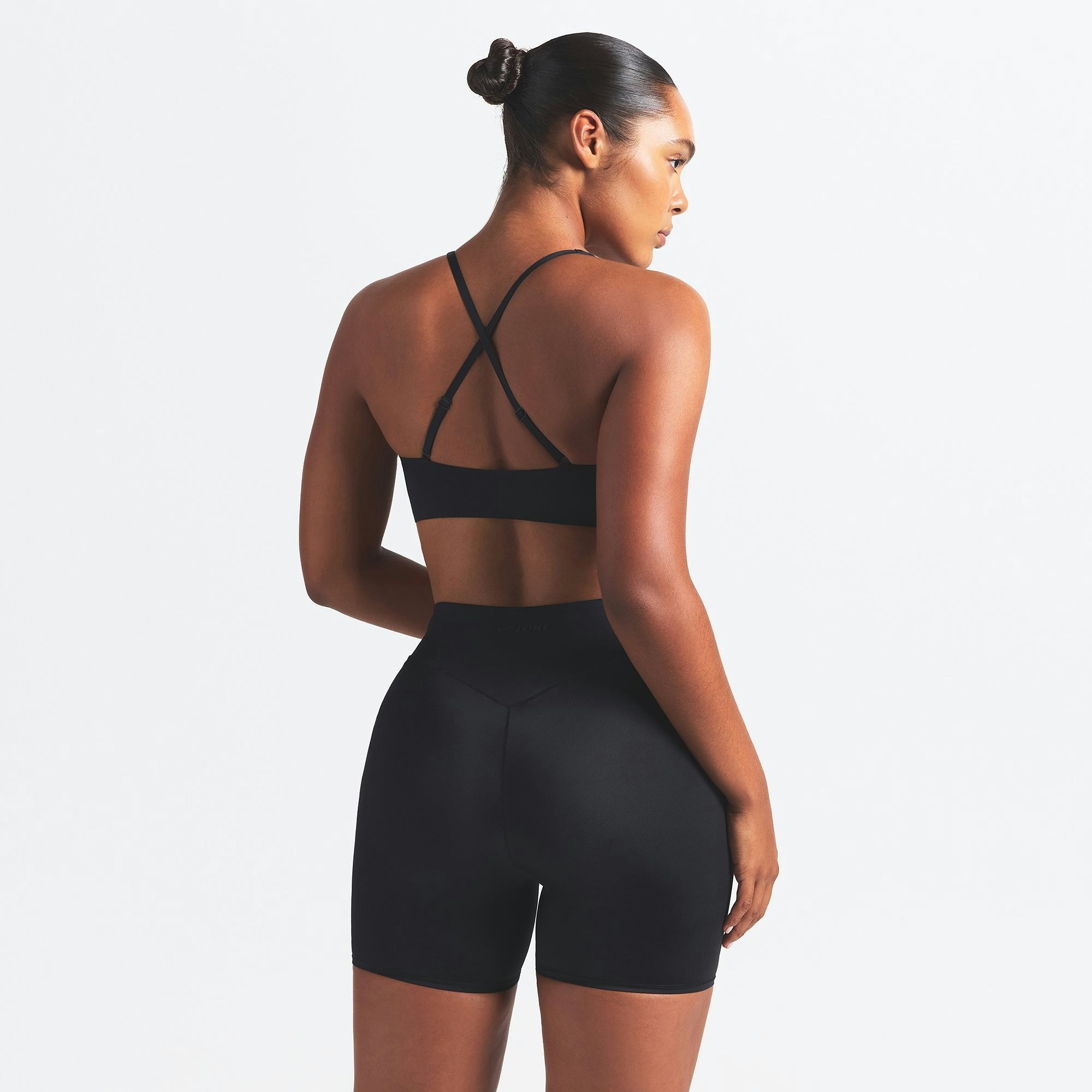 Skims Nikeskims Shine V-Neck Bra Obsidian