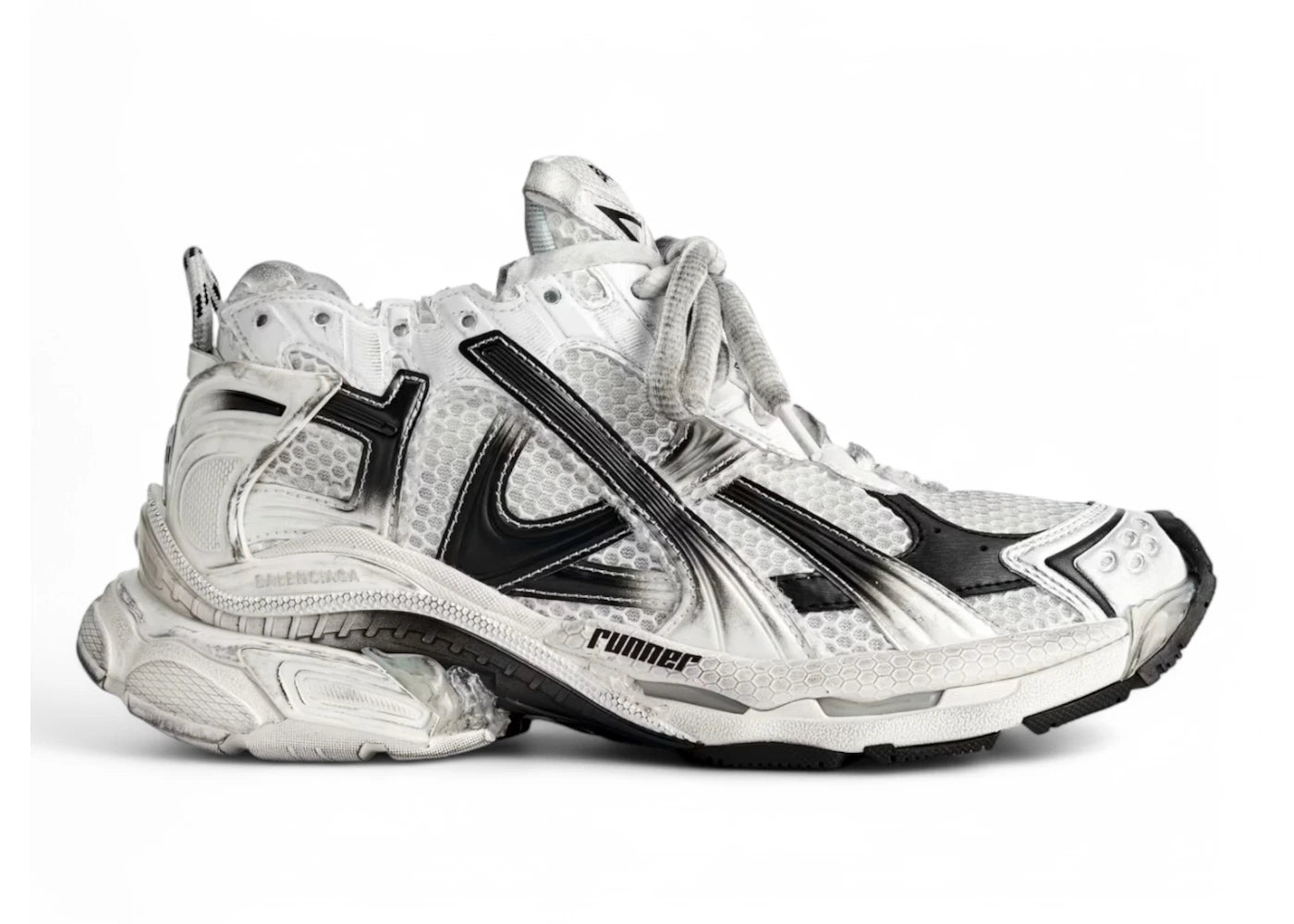 balenciaga runner gardient white black