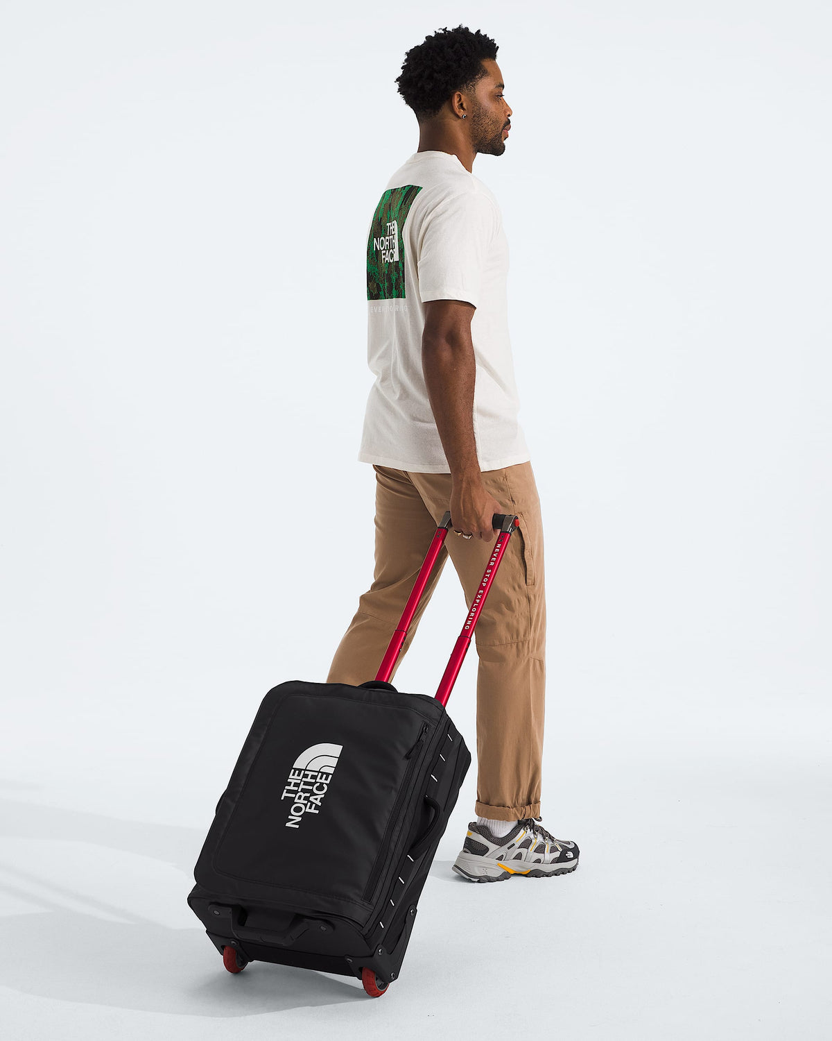 The North Face Base Camp Voyager 21 Roller