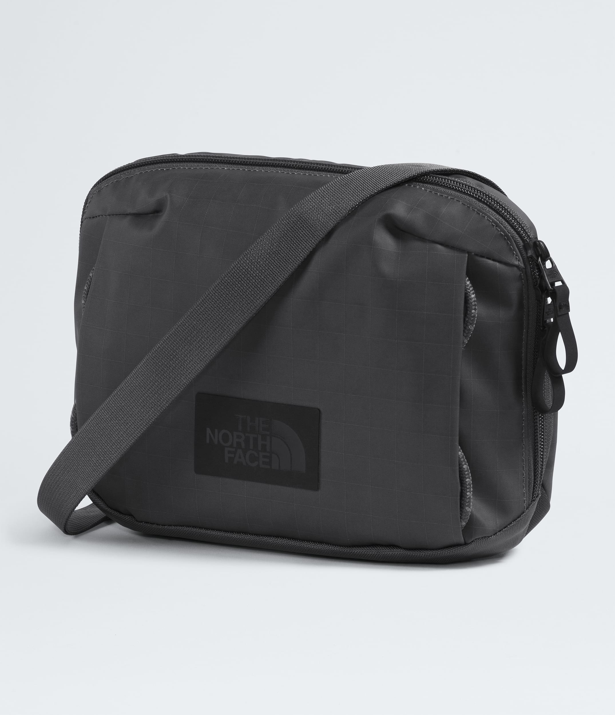 The North Face Base Camp™ Voyager Pro Crossbody Anthracite Grey