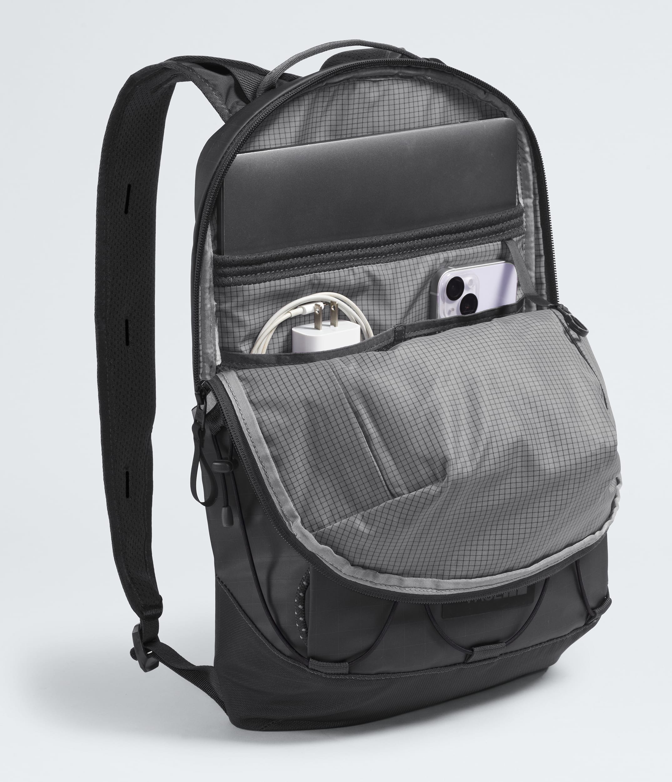 The North Face Base Camp™ Voyager Pro Lightweight Pack Anthracite Grey